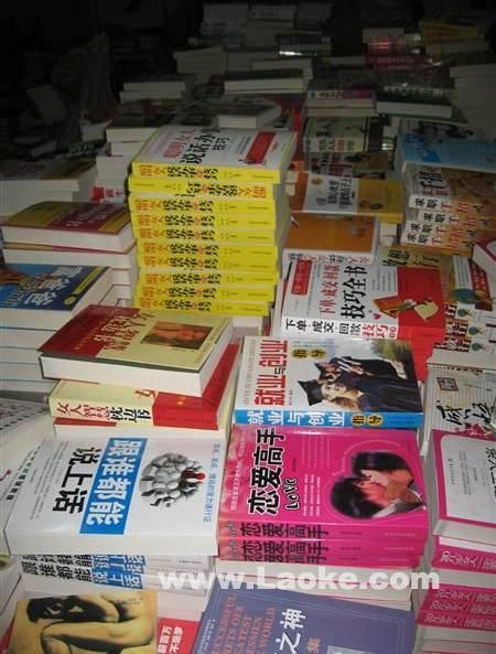 莘莊廢紙回收，張江書本回收，上海閔行回收書籍價(jià)格