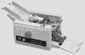 珠海依利達(dá)DZ-8小型臺(tái)式電動(dòng)折紙機(jī)